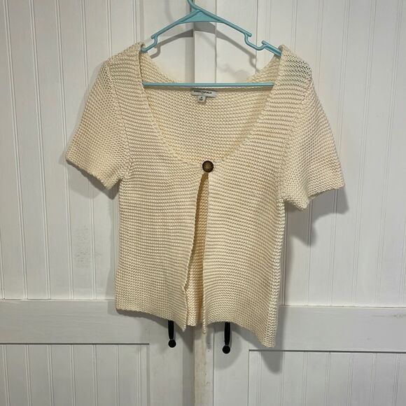 BANANA, REPUBLIC cream, short sleeve, sweater, size M - Picture 1 of 7